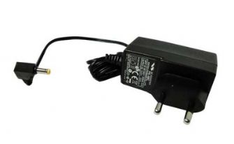 YAESU VERTEX 220V WALL CHARGER FOR ALL MODELS